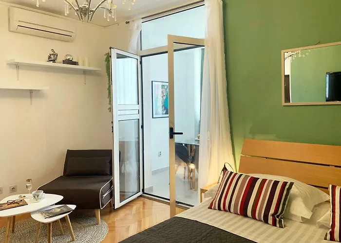 Apartment Lovre